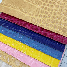 廠家現貨 直銷PVC皮革 啞光經典鱷魚紋皮革 手袋皮帶箱包革面料