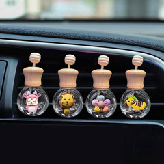 Creative cartoon car perfume empty bottle glass air outlet perfume bottle clip cute car interior accessories car aromatherapy clip