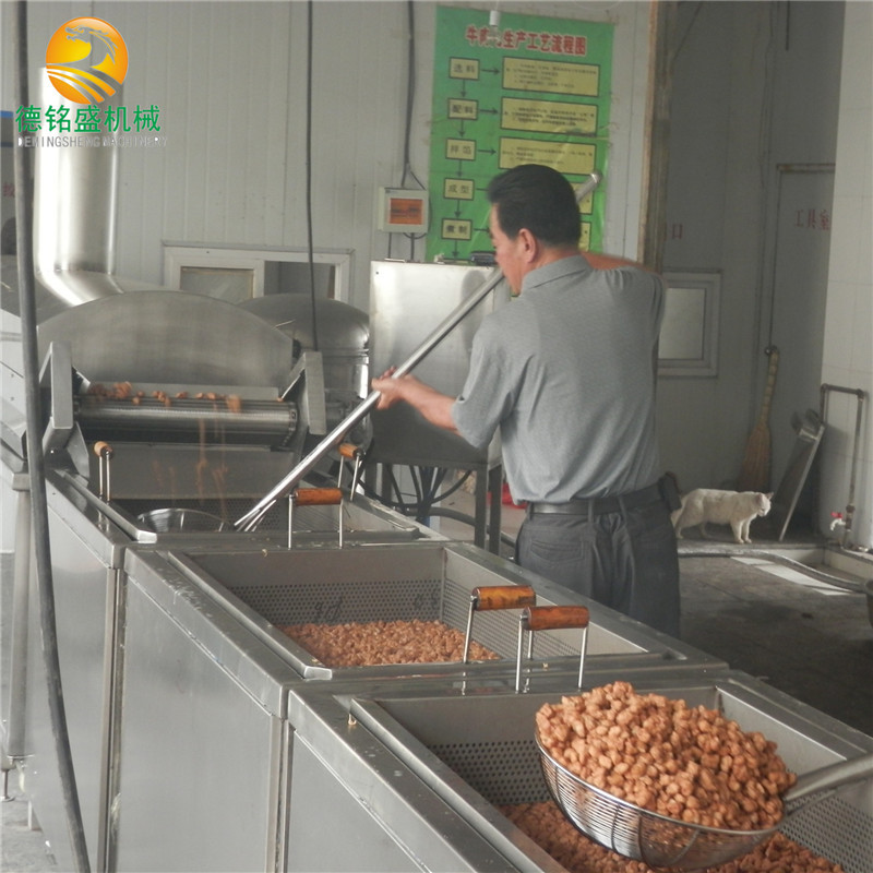 通州炸丸子油炸机 双层网带肉丸子肉圆油炸生产线 牛肉丸油炸机