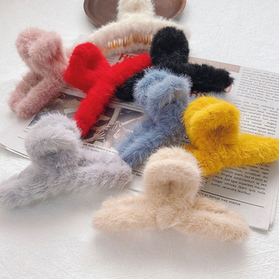 超仙毛絨抓夾秋冬仿兔毛發夾女氣質毛毛盤發夾子後腦勺發飾鲨魚夾