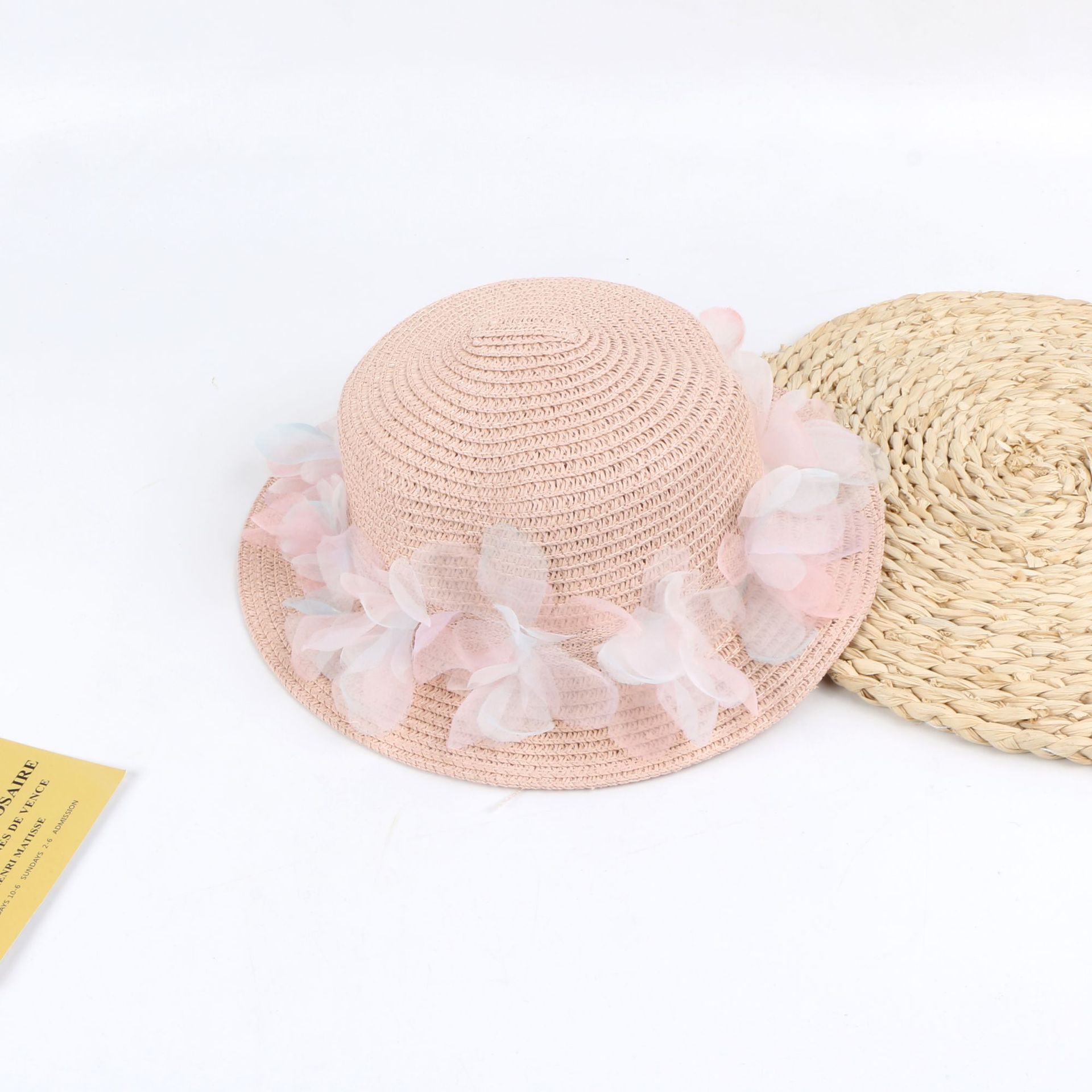 New Fashion Sunscreen Sun Straw Hat Bowknot Children Big Brim Sun Hat display picture 4