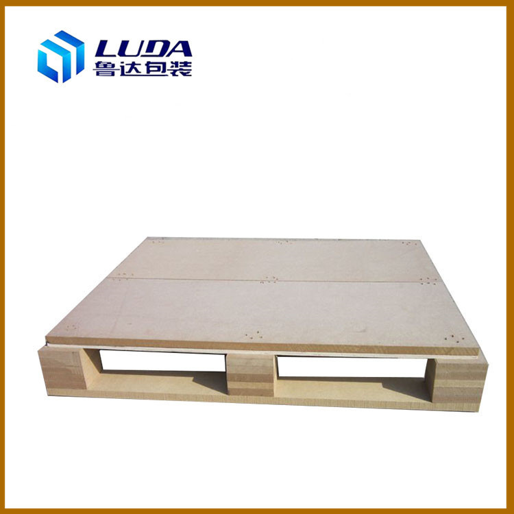 免熏蒸叉车托盘四面进叉木质卡板出口托盘滕州胶合板托盘生产厂家