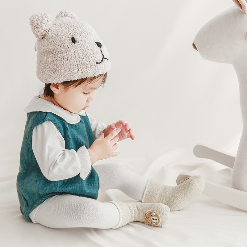 20 invierno Nuevos calcetines de bebé de dibujos animados de Corea caliente toalla forrada de lana calcetines de bebé recién nacido antideslizante calcetines de piso