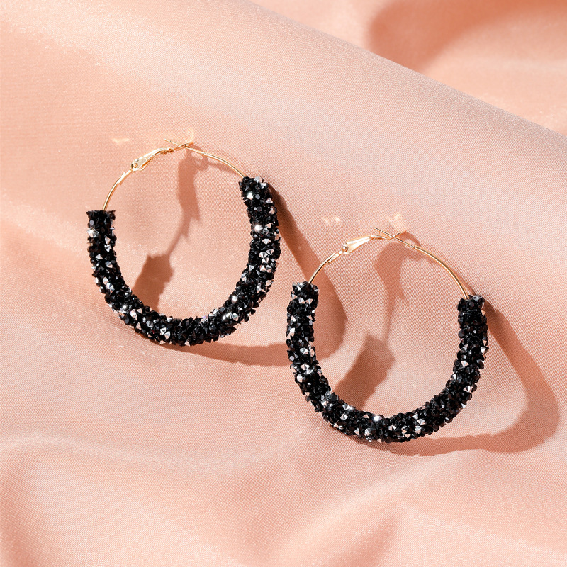 Retro Exaggerated Crystal C-shaped Earrings Yiwu Nihaojewelry Wholesale Simple Circle Hoop Earrings display picture 4