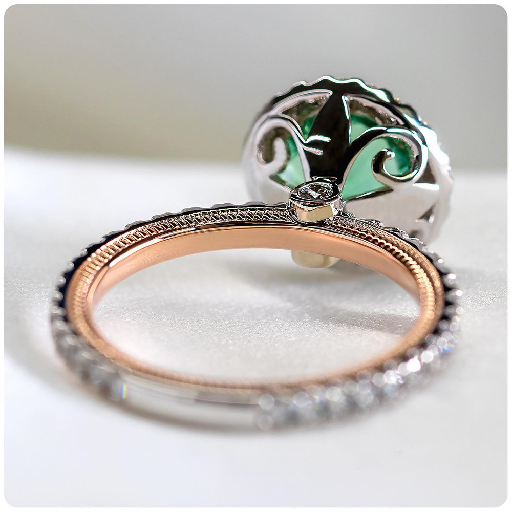 Neue Mode Kupfer Zirkon Damen Ring Versilberter Mikro Smaragd Ring display picture 4