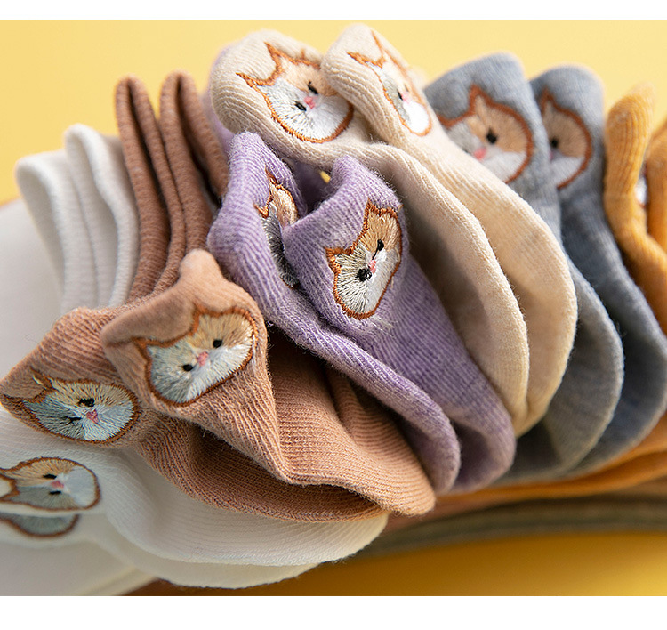 Neue Baumwollstickerei Cartoon Katze Flacher Mund Ferse Dreidimensionale Ohren Damen Socken display picture 3