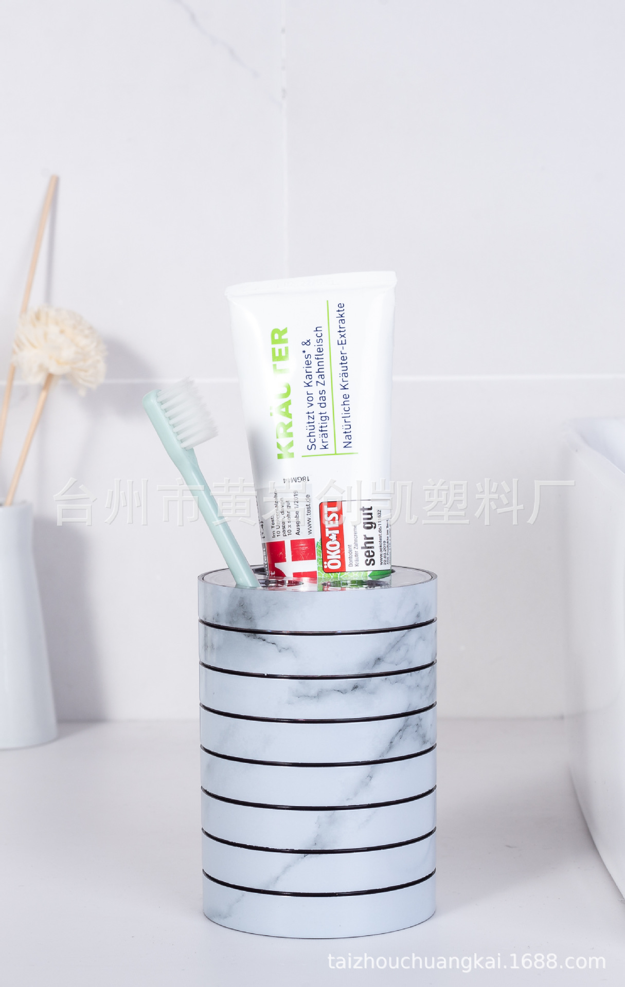 Baño de plástico de cuatro piezas PS material superficie del producto se puede imprimir