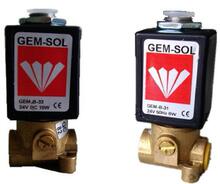 �M����ɫ��BACCARA��λ��ͨ늴��y �BƬ�^�V��늴��y