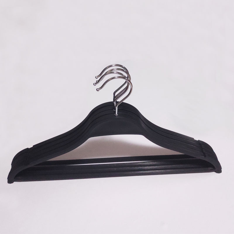 ZARA同款女装衣挂黑色PP塑料防滑衣架防风家用阳台晾衣架批发现货