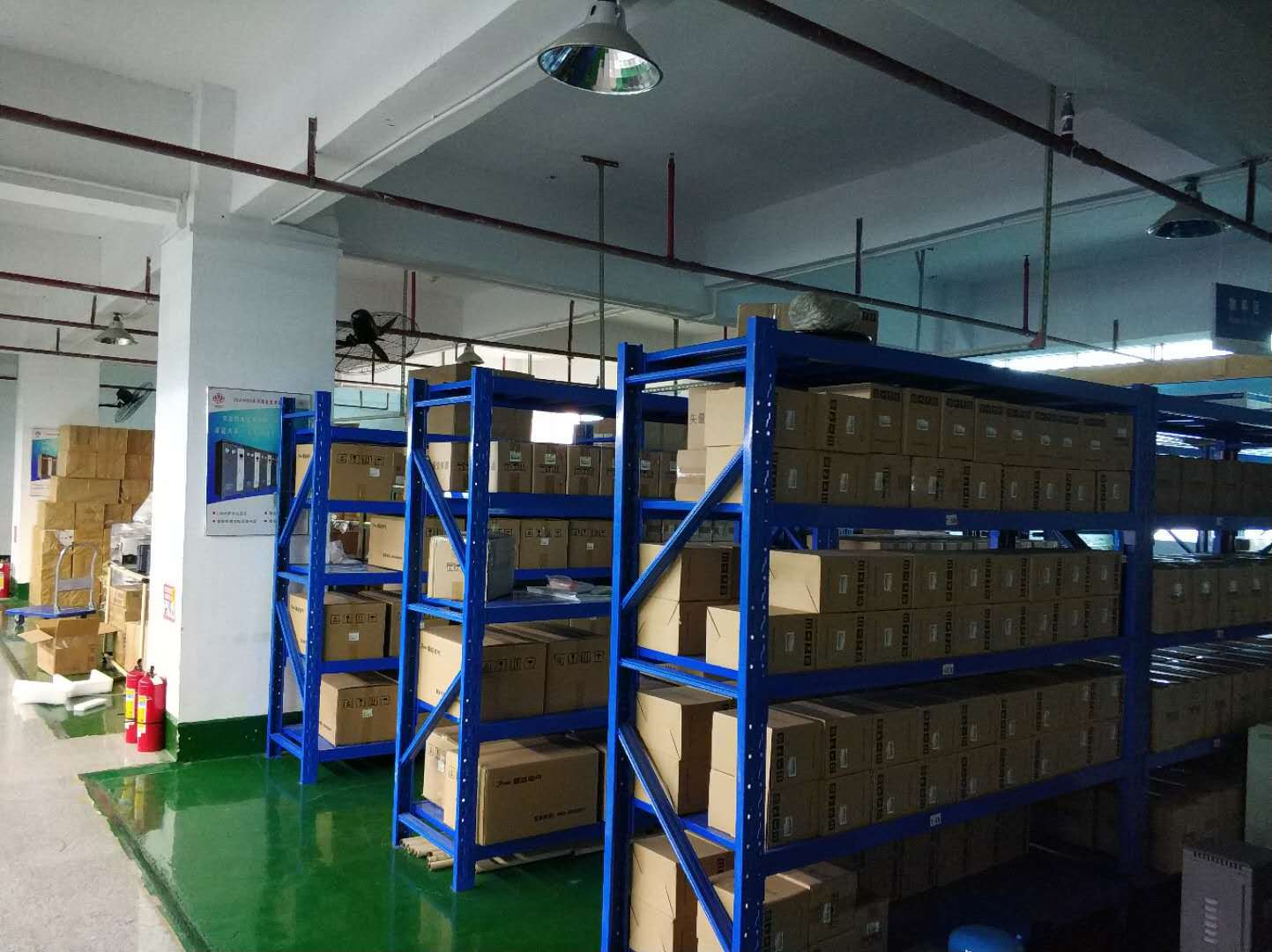 仓库