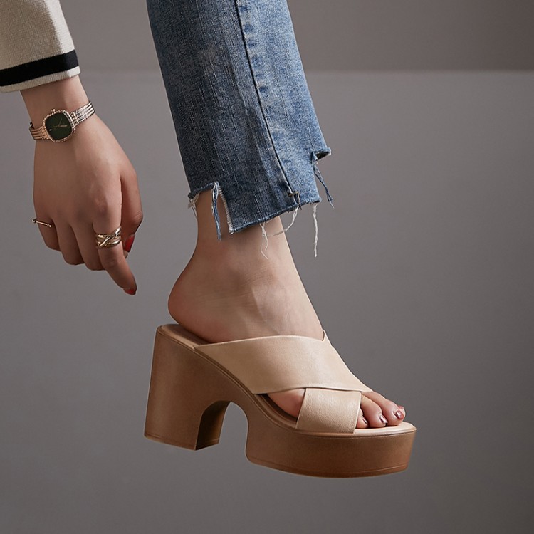 Summer retro universal sandals for leisure platform wedge heel open…