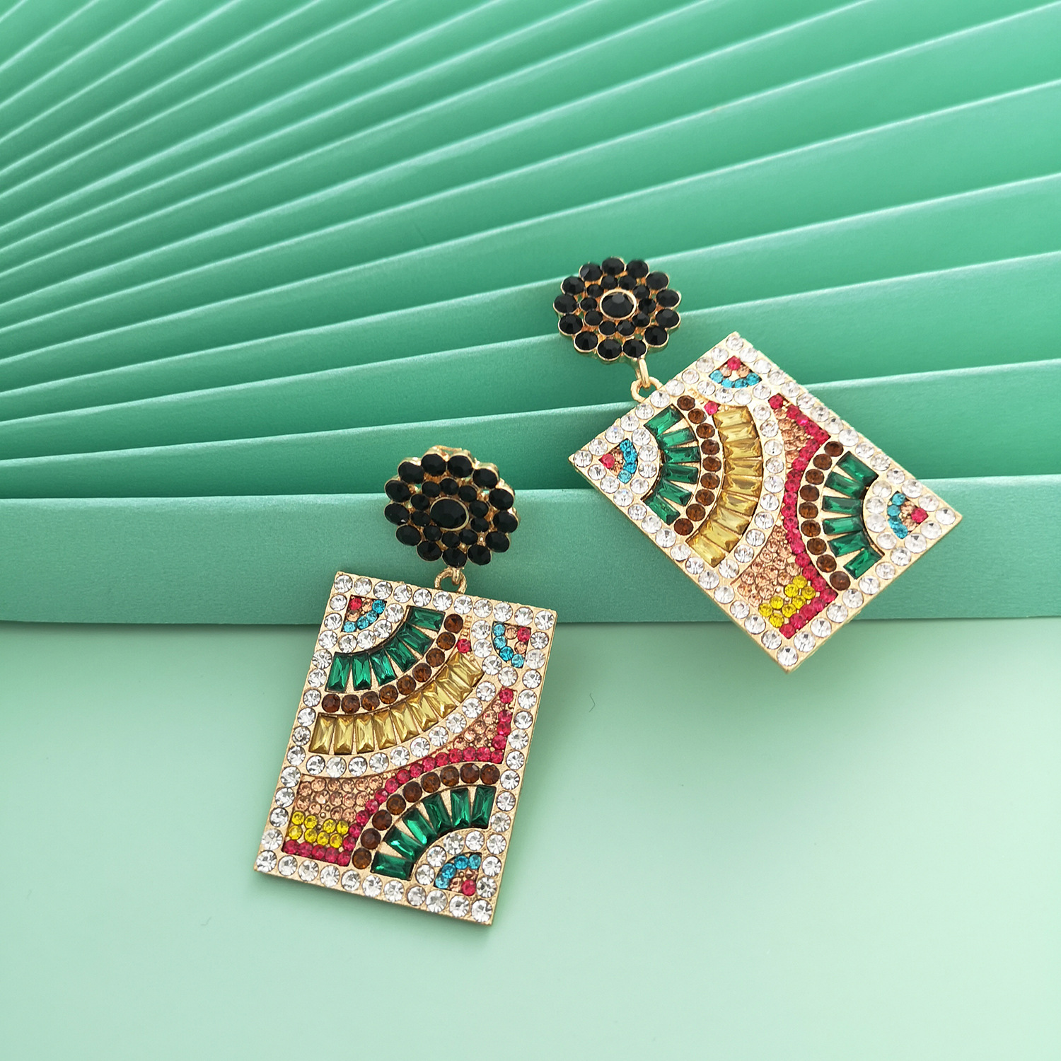 Fashion  Retro Square Diamond Earrings Bohemian   Earrings  Nihaojewelry Wholesale display picture 5