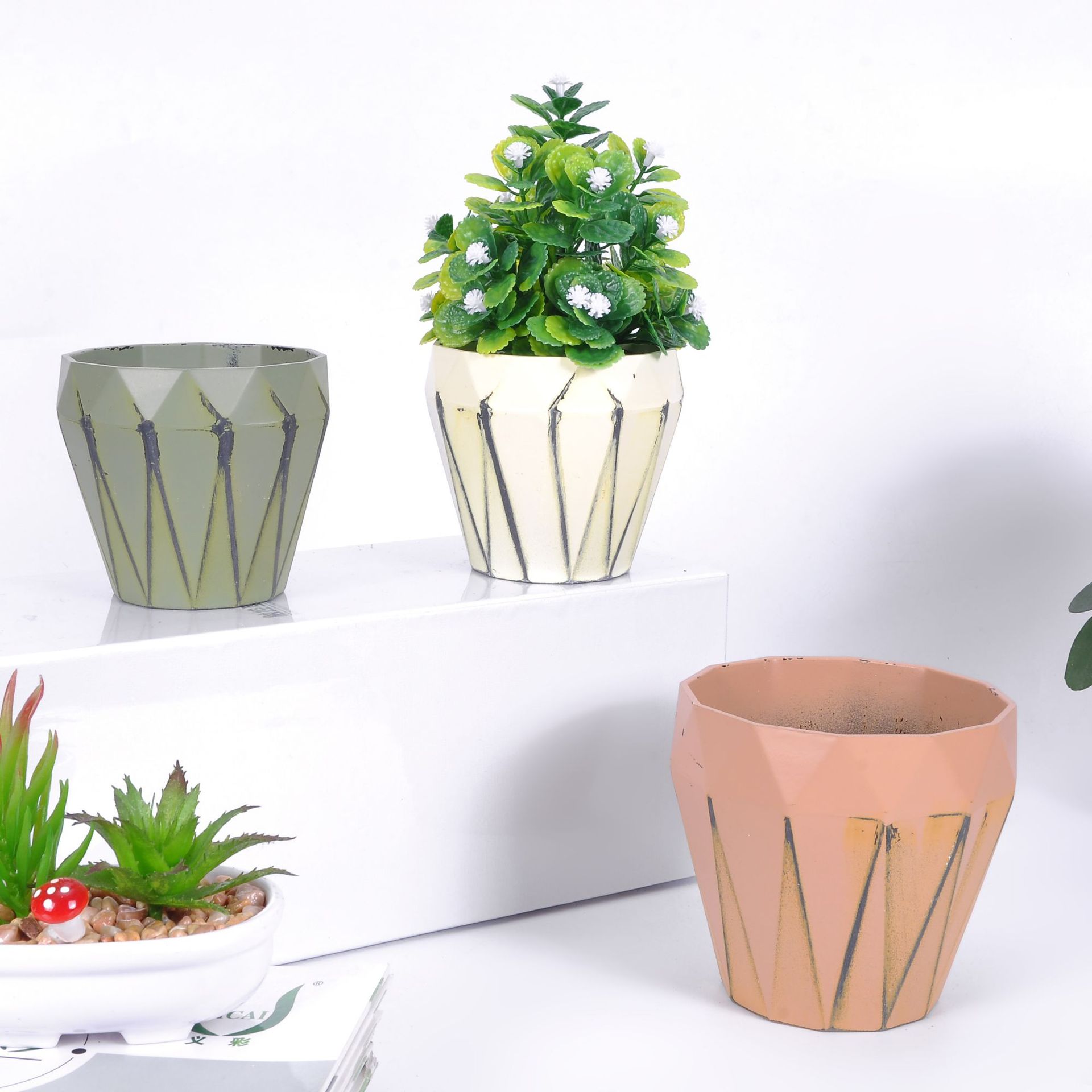 Factory direct sales of vintage effect rhomboid flower POTS, vintage and retro style plastic imitation porcelain succulent plant flower POTS detail image 5