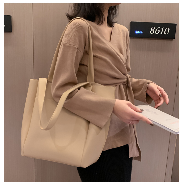 All Seasons Season Women's Pu Leather Solid Color Basic Square Magnetic Buckle Shoulder Bag Tote Bag
