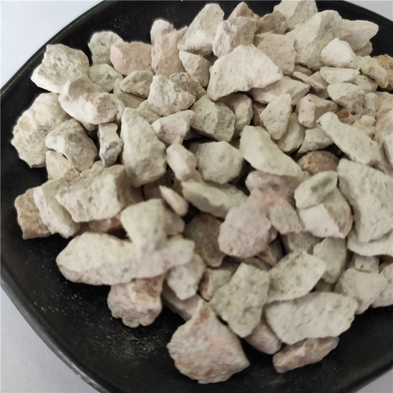 白沸石颗粒