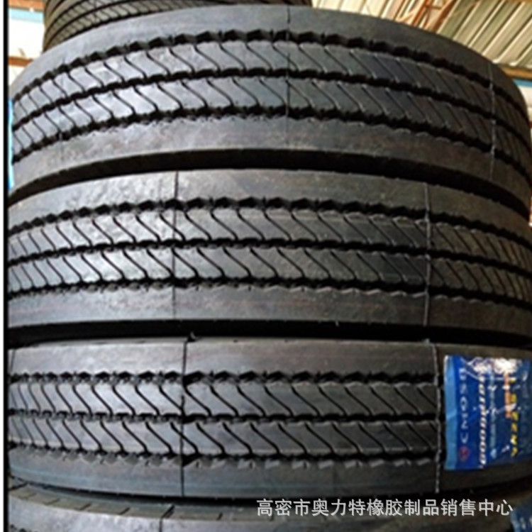 13R22.5真空钢丝胎 中短途货车卡车半挂车轮胎加深 大量批发