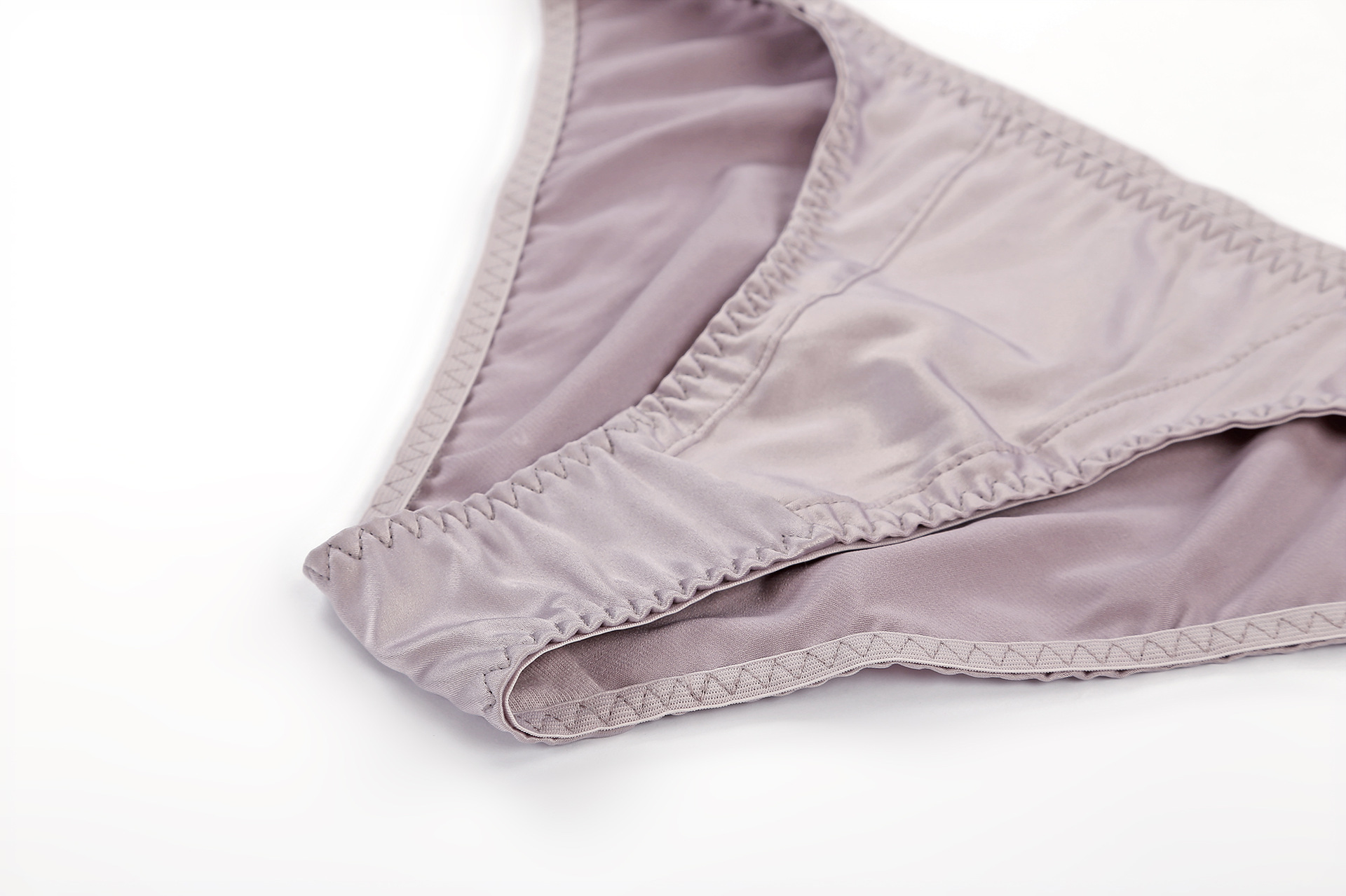 Thin cotton glossy lingerie sexy half cup thin colored Ding women's large chest display small size bra set_voghion.com