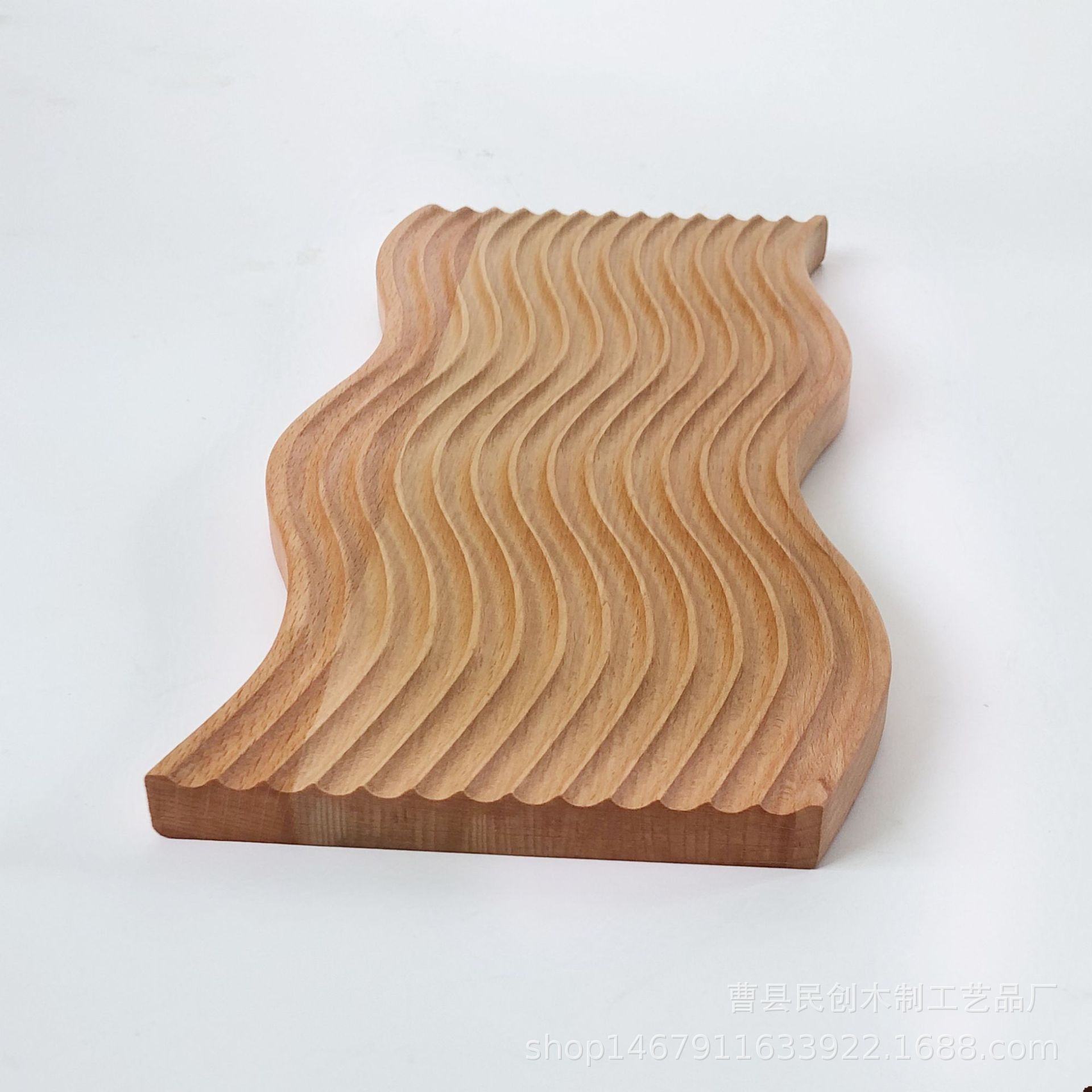 日式木质砧板榉木实木创意隔热垫家用水果蛋糕托盘寿司面包板菜板