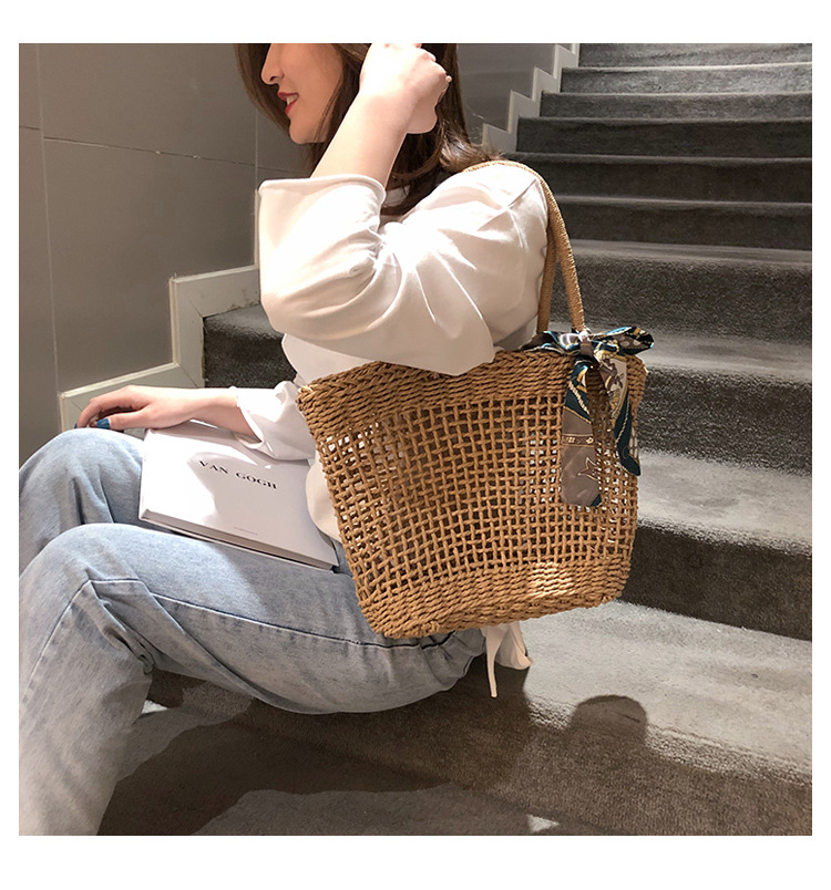 Fashion Large-capacity Bow Hollow Straw Woven Bag display picture 5