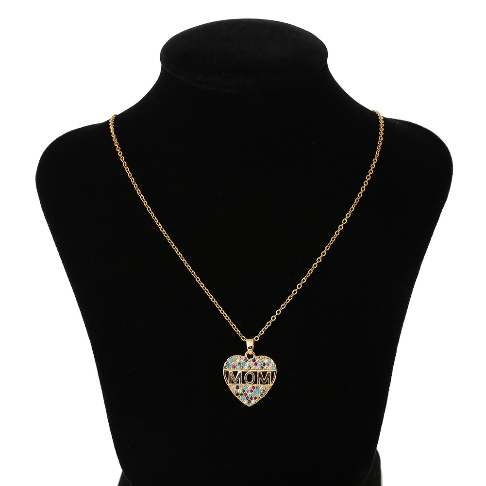 Fashion Heart-shape Copper Inlaid Zircon Necklace Wholesale display picture 9