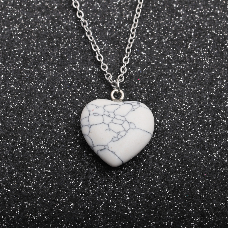 Collier Pendentif Coeur Pêche Pin Blanc display picture 1