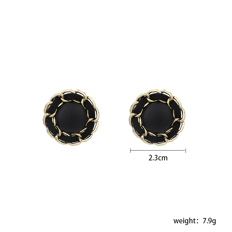 vintage velvet pearl earrings