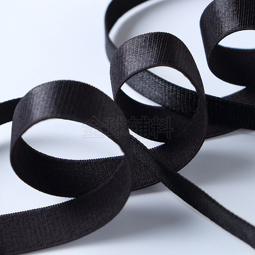 0.8cm-4.0cm strap shiny bralette with light band and plush fabric, with elastic band