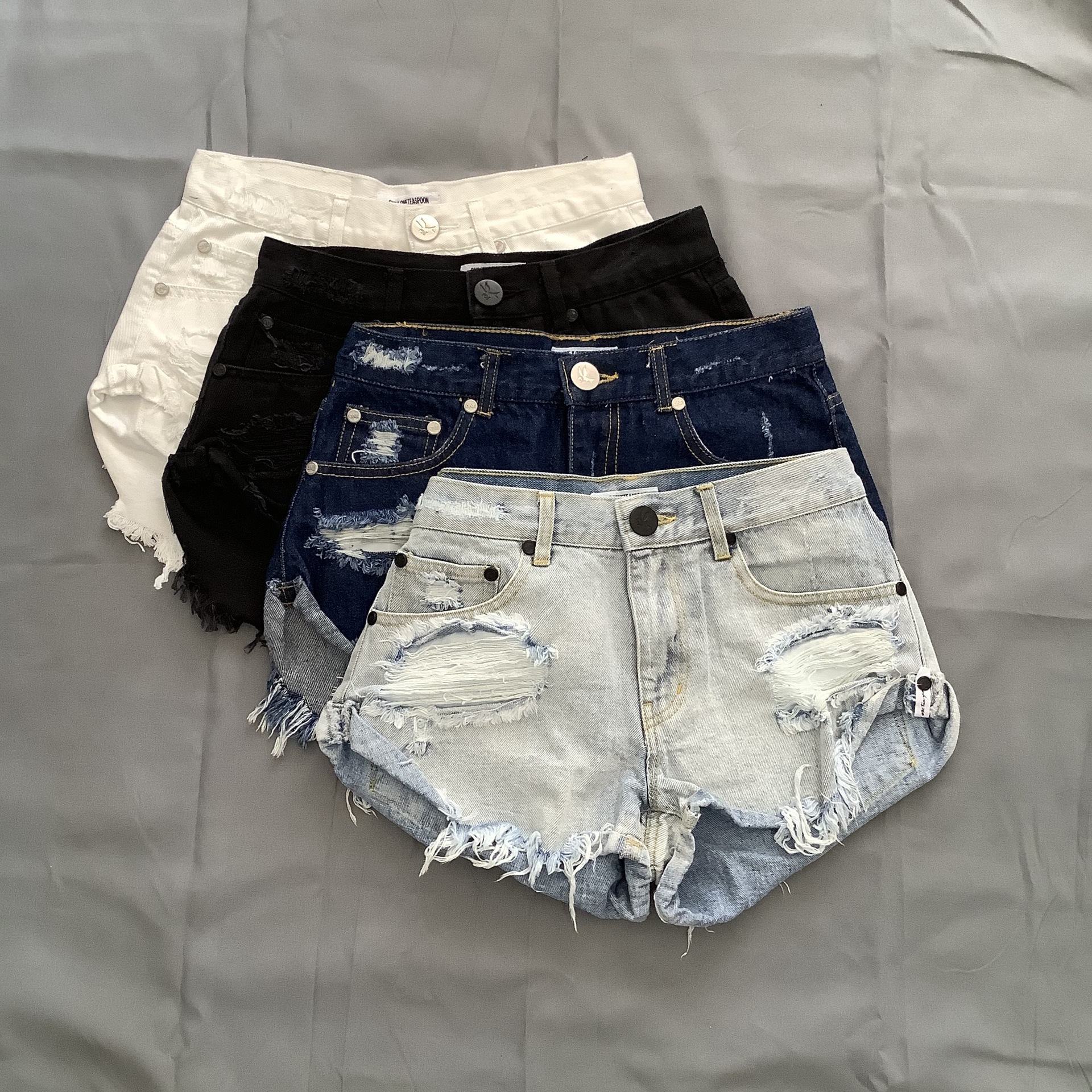 high waist raw edge ripped denim shorts  NSHS52306