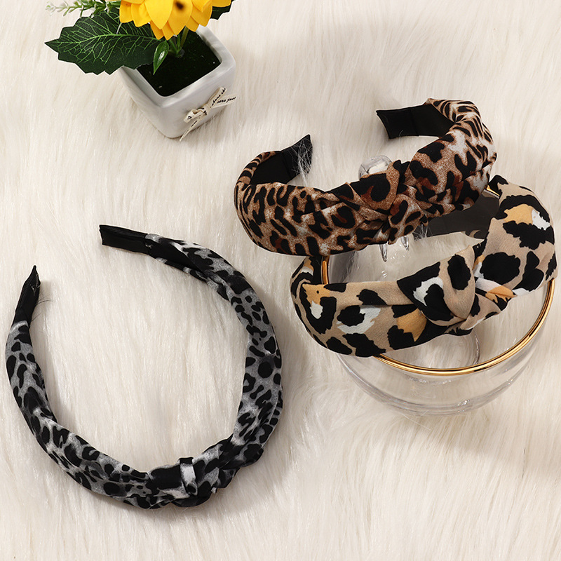 Korean Wide-brimmed Leopard Print Cross Headband display picture 4