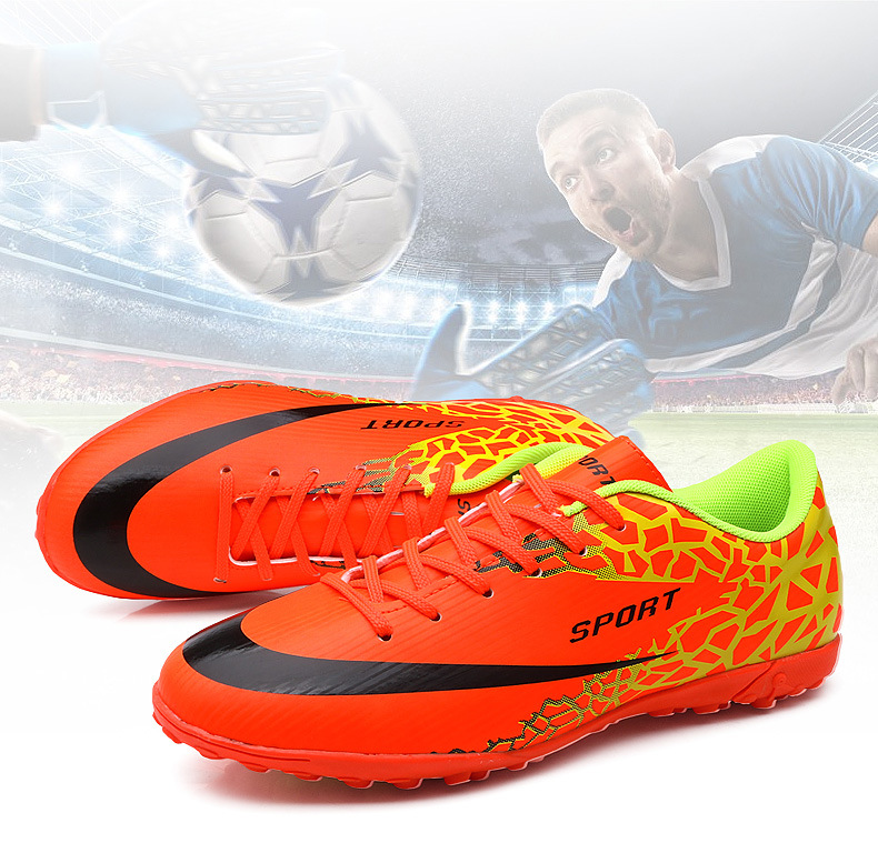 Low-Top-Fußball für Jungen und Mädchen mit gebrochenen Kunstrasen-Lederfüßen, AG-Langnägeln, Schülersporttraining_voghion.com