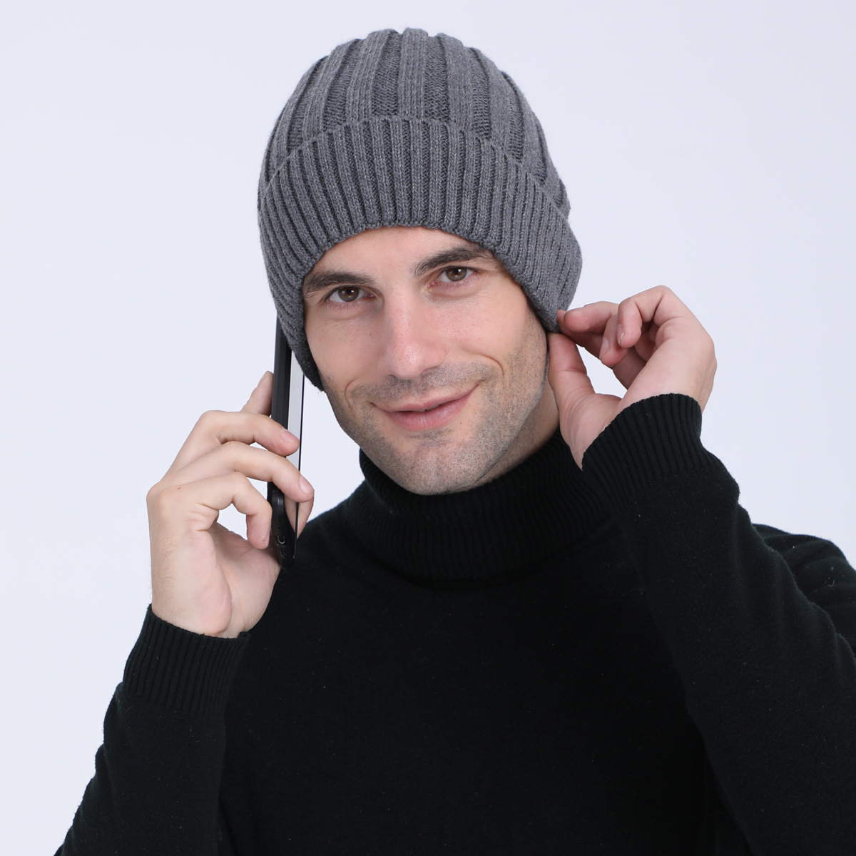 Berretto beanie in maglia di lana per uomo e donna_voghion.com
