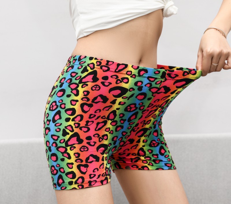 彩色豹纹三分裤1.jpg