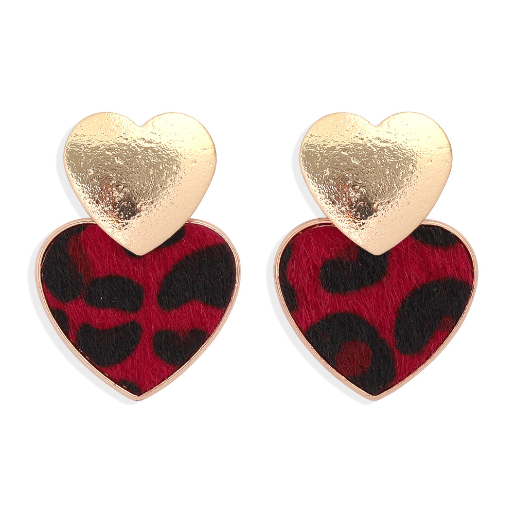 Pendientes Cortos En Forma De Corazón Con Estampado De Leopardo De Ante display picture 9