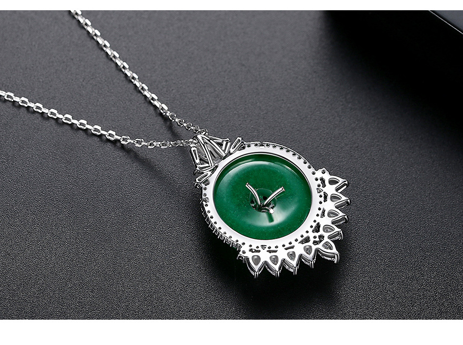 Korean Fashion New Banquet For Women Necklace Copper Inlaid Zircon Green Chalcedony Necklace display picture 5