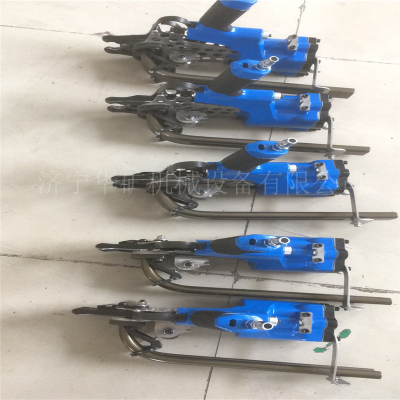 氣動錨網(wǎng)連扣機(jī)04_副本