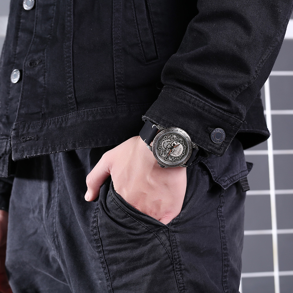 Casual Cráneo Hebilla Cuarzo Relojes Hombre display picture 4