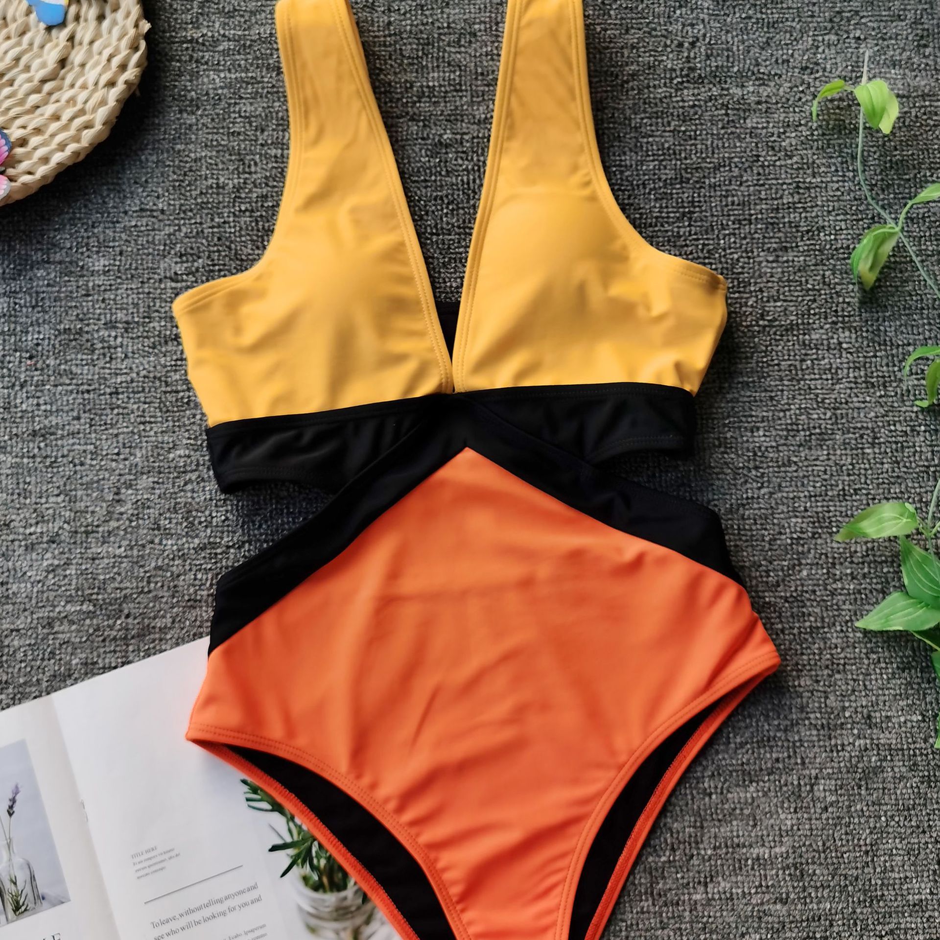 Sexy Color Matching One-Piece Swimsuit NSCMB95368