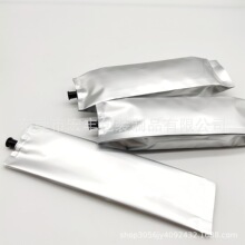 ���I����2kg�ܹ�̼������������ 1L���aīˮ��̼��ī�ۄ����b��