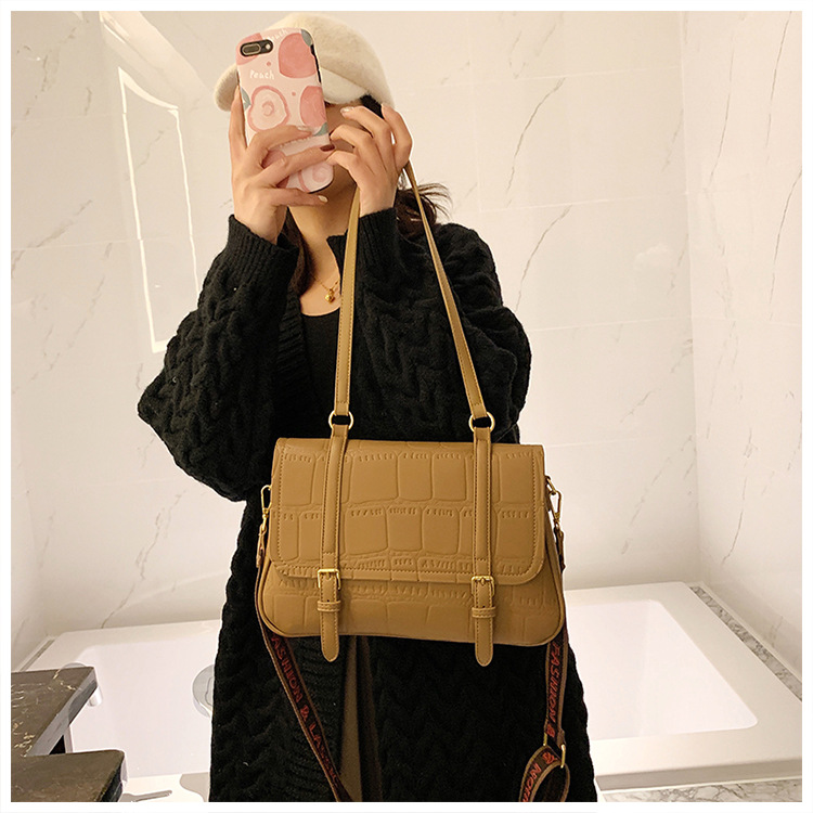 One-shoulder Fashion Large-capacity Bag display picture 17