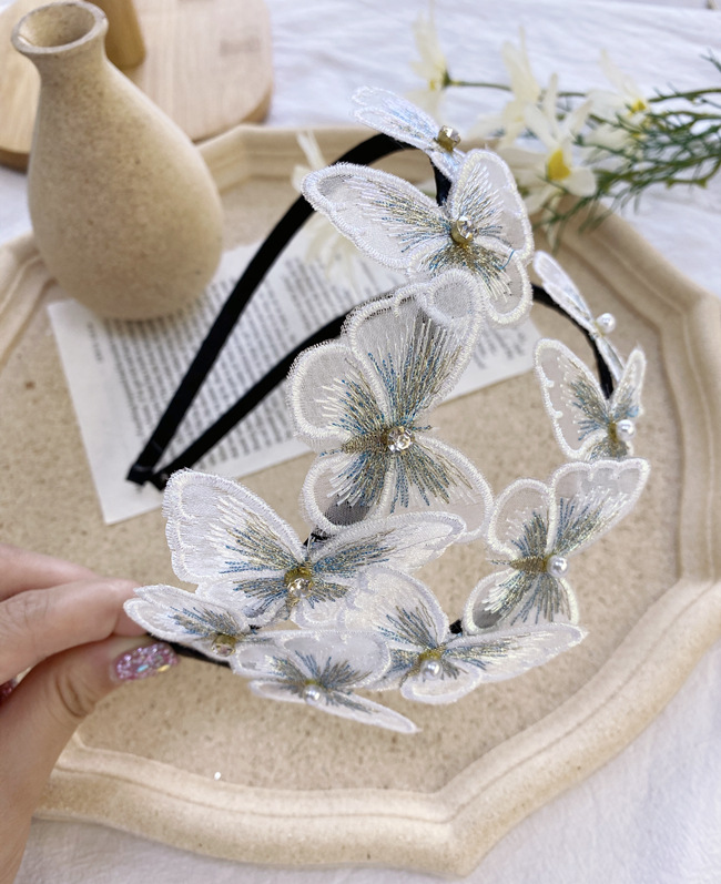 Korea Simulation Butterfly Hair Band Fairy Princess Pearl Rhinestone Fine Edge Hair Hole Lace Anti-skid Headband Women's Hair Hole Wholesale Nihaojewelry display picture 27