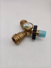 ú�����ͨ�yҺ����ú��ƿ�B�ӿ�һ�ֶ�·�_�P�y�T���^�p�p���y��