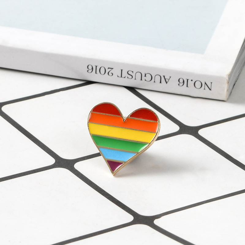 Fashion Rainbow Heart Shape Alloy Stoving Varnish Unisex Brooches display picture 4