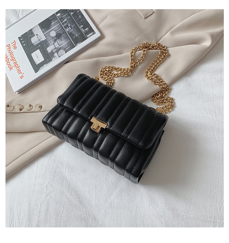 New Trendy Korean Wild One-shoulder Messenger Fashion Chain Small Bag display picture 7