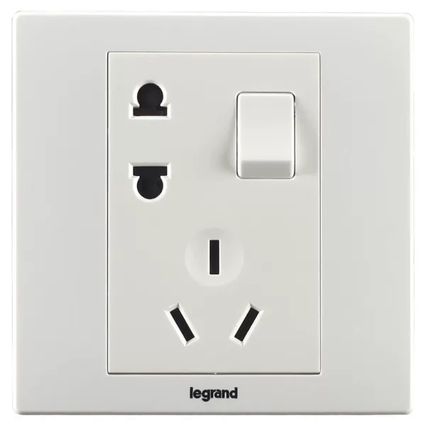 Two or three sockets with switch