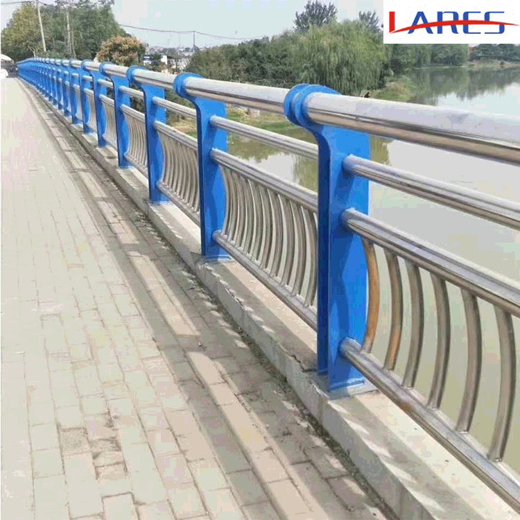 bridge guardrail Anti collision quarantine 304 Stainless steel Composite pipe Scenery Railing Watercourse Fence Column