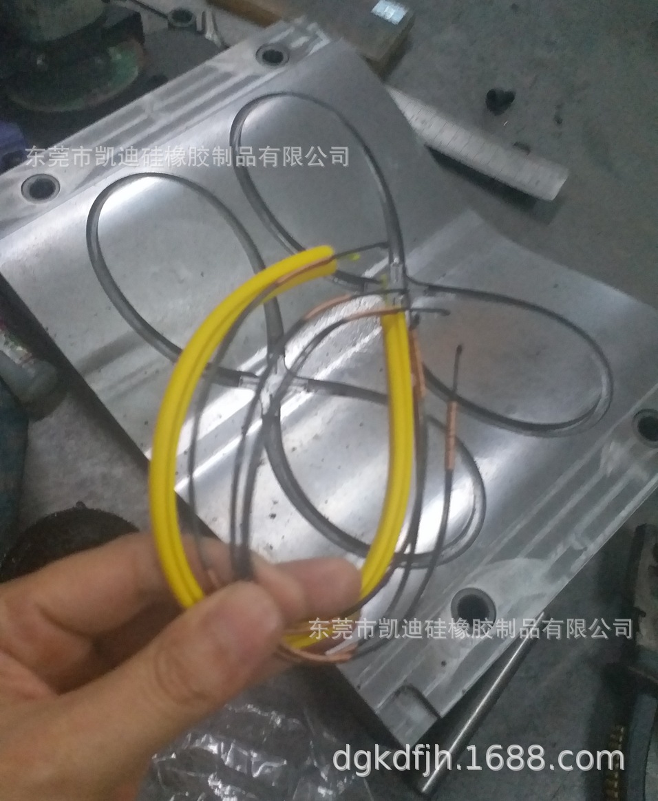 硅胶模 硅胶套模 硅胶片模 遥控器套模具 产品加工 包胶模具