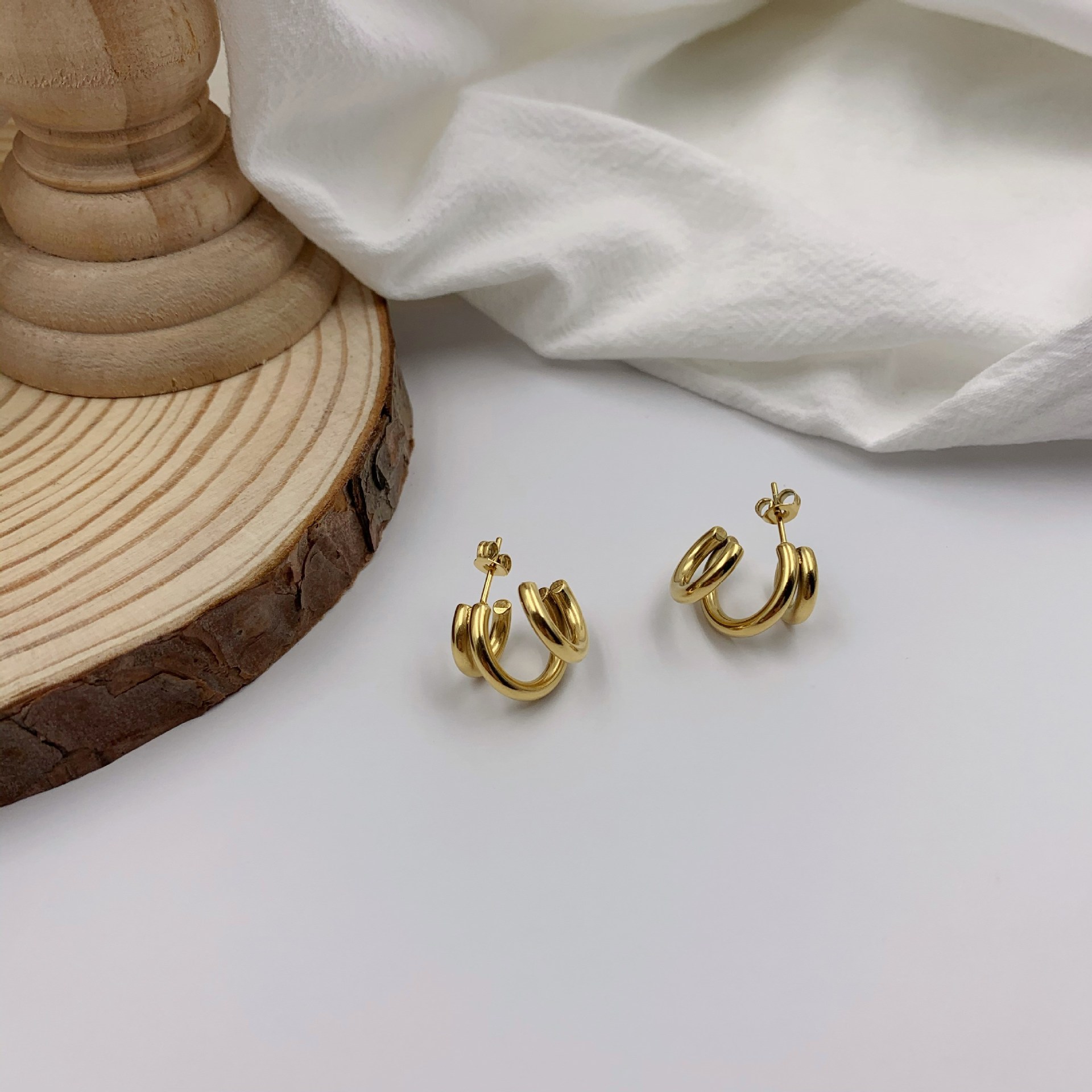 14g Weight Earrings Classification 1 Pair Quantity Daily Occasion Titanium Steel Material 1 Pair Simple Style Commute Solid Color Plating Titanium Steel Earrings