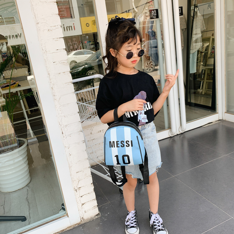 Nuevos elementos de fútbol estilo deportivo moda niños y niñas bolsa Mochila para niños de nylon para jardín de infantes 2021