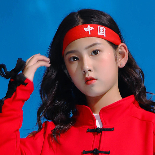 Korean version of children's running headband and wristband set, boys and girls' personalized street dance performances to lead the trend