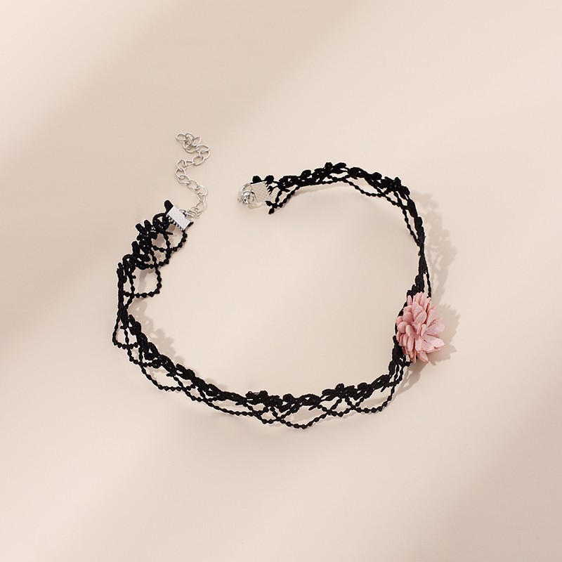 New Simple Lace Neckband Necklace Super Fairy Flower Necklace Choker Short Clavicle Chain Wholesale Nihaojewelry display picture 5